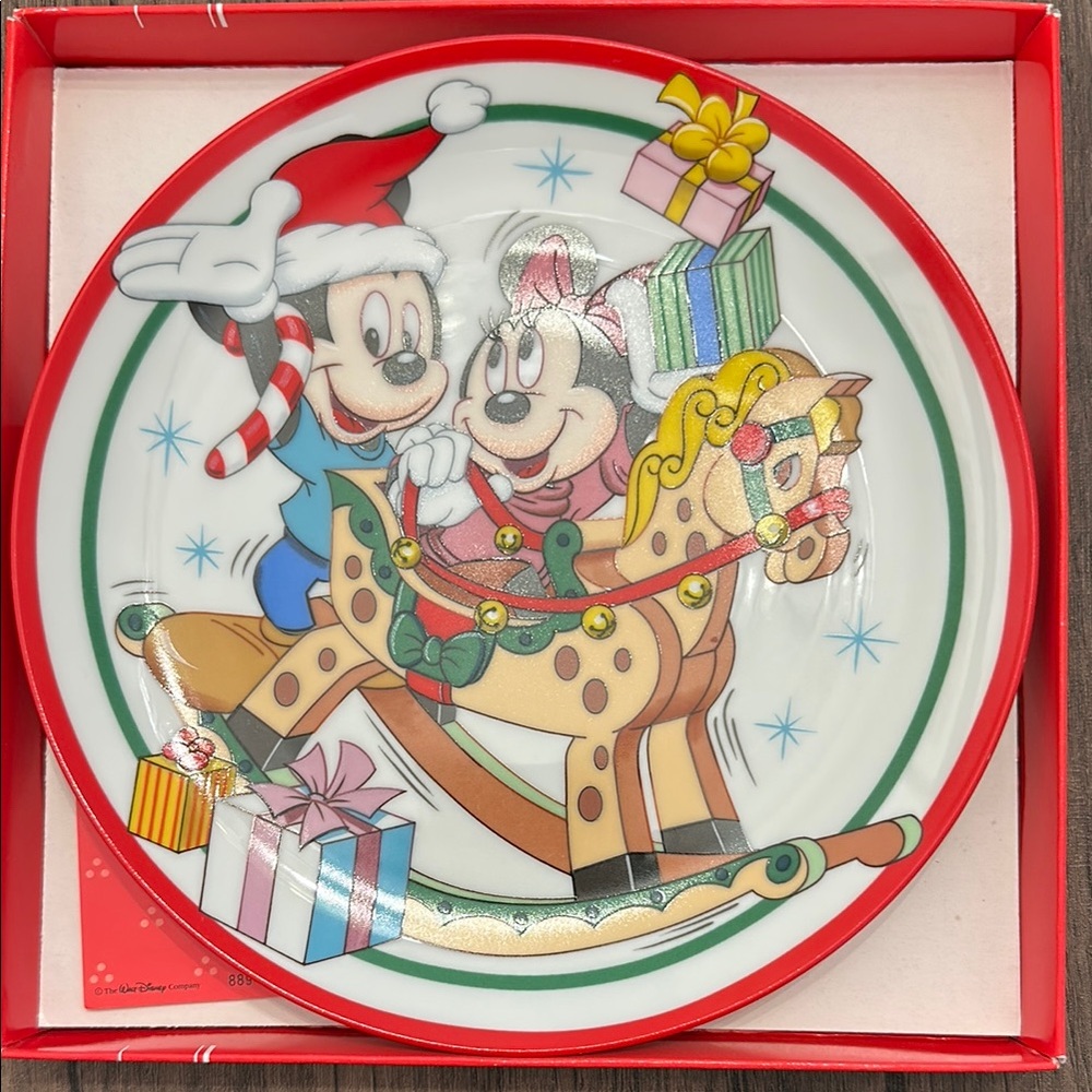 Disney Christmas Plate with Mickey and Minnie